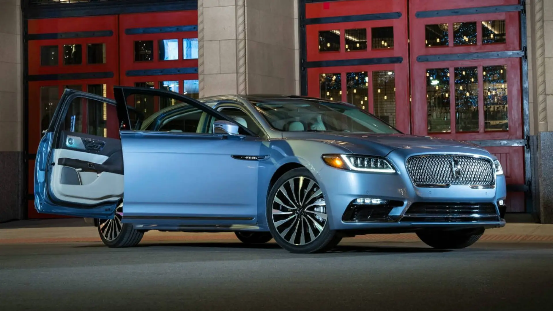 Lincoln Continental 80th Anniversary, una edición especial 'suicida'