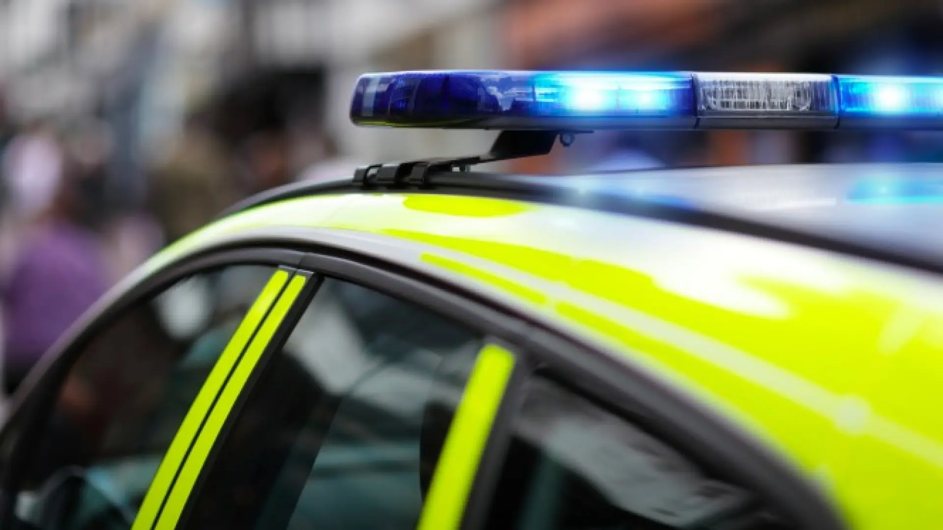 Acusan a un policía de tener sexo a cambio de una multa