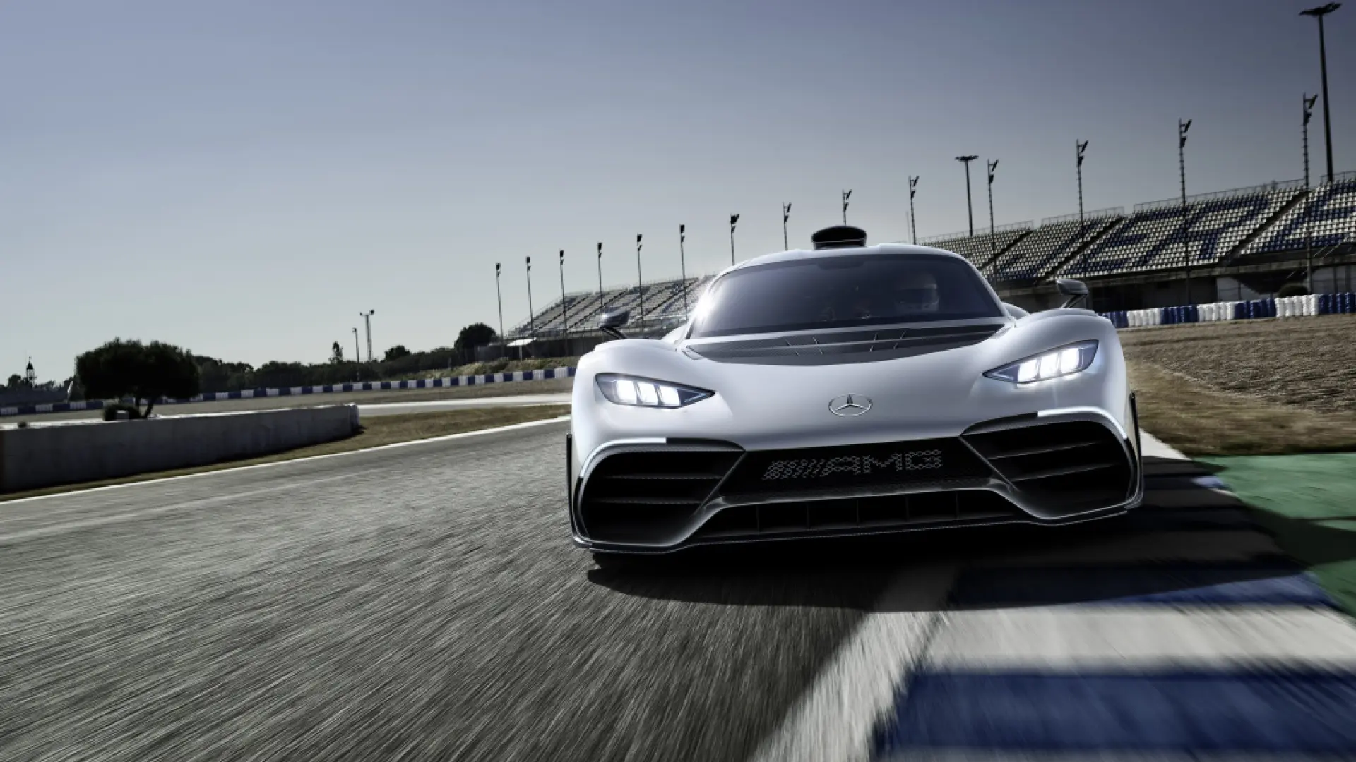 Project One Seven Racket Mercedes-AMG Project ONE