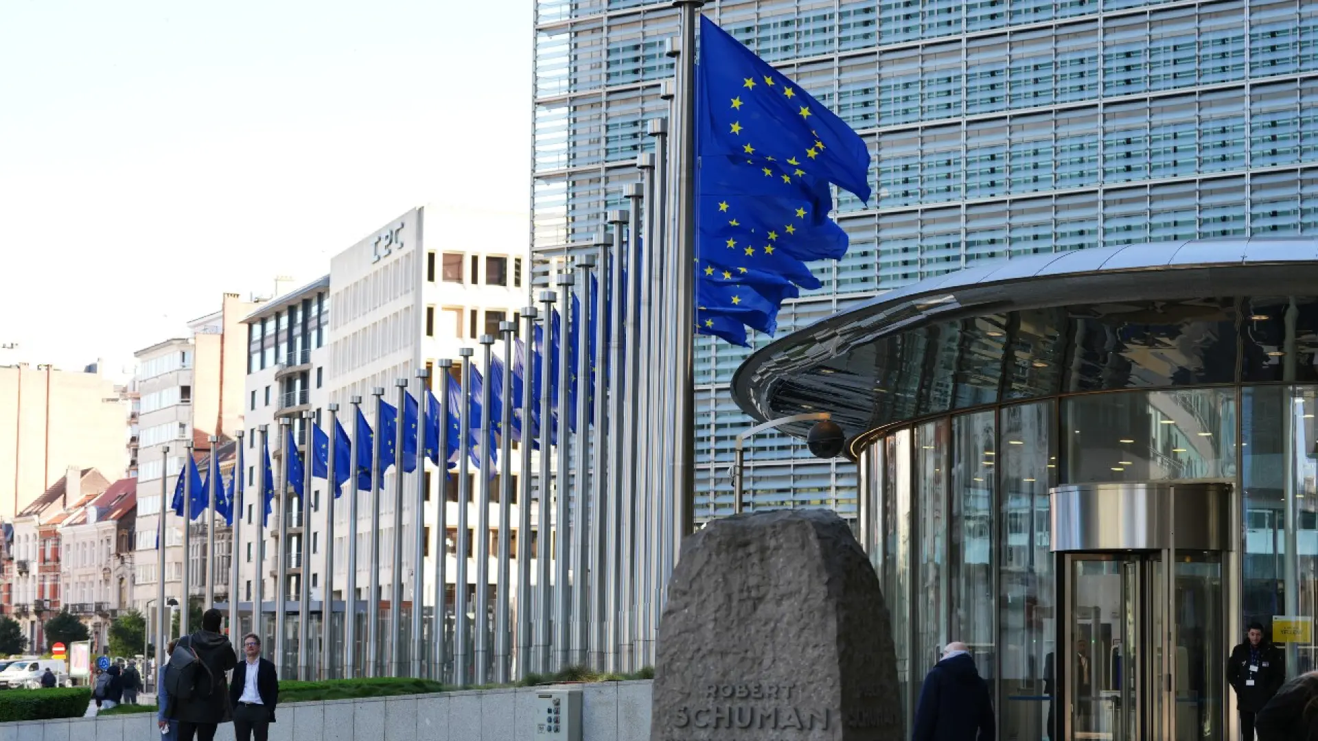 Ya es oficial: Bruselas da el visto bueno con sus 440 millones de euros ...