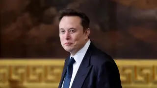 Los accionistas de Tesla aprueban un paquete salarial de un billón de dóalres para Elon Musk