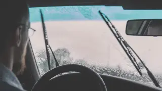 Escobillas limpiaparabrisas de un coche