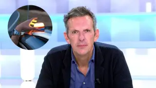 Joaquín Prat abre el debate sobre la transparencia de la DGT con las balizas V16