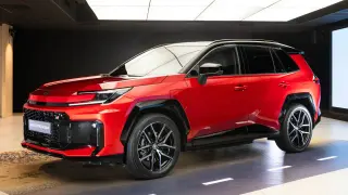 La visión frontal del nuevo Toyota RAV 4