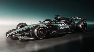 Mercedes presenta el nuevo W17