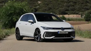 Prueba VW Golf GTE 2026 15