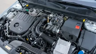 Comparativa del Audi A3 allstreet TFSI e 150 kW vs. Mercedes A 250 e. Motor.