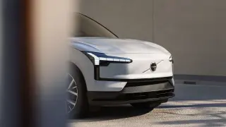 Volvo EX30 2026
