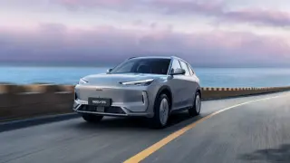 Geely desembarca en España.