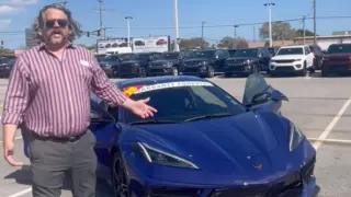 Un concesionario revoluciona la venta de coches.