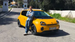 Enrique Trillo prueba por primera vez el Twingo 2026