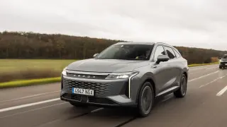 El OMODA 9 SHS redefine el concepto de híbrido enchufable de alto rendimiento.
