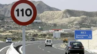 Bruselas estudia traer de vuelta la aplicación de 110 km/h como velocidad máxima en las vías