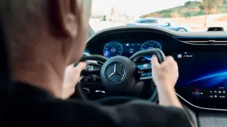 Mercedes Benz comercializará su volante yugo