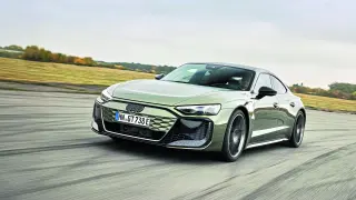 Prueba Audi RS e-tron GT