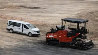 Una furgoneta se cuela en el MadRing y acaba en accidente