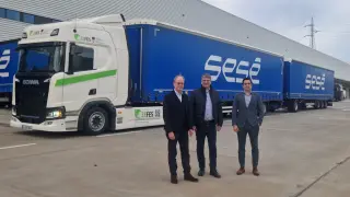 Sesé y Scania prueban en españa un duotráiler eléctrico