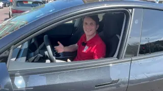 He probado el Tesla Model Y en modo FSD (Full Self-Driving). Apertura.
