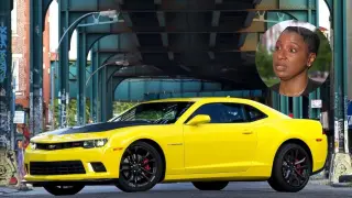 Roban dos veces un Camaro a un universitario