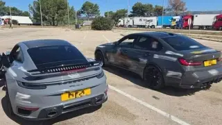 Porsche 911 y BMW M4 detenidos en la AP-7.