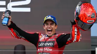 Marc Márquez celebra a lo grande su victoria número 100