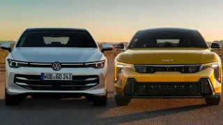 Kia K4 o Volkswagen Golf.