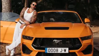 Jordi Wild presume de Ford Mustang