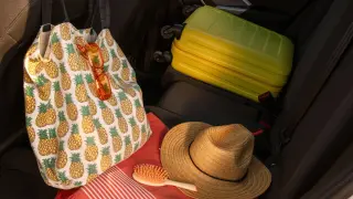 La Guardia Civil recomienda abrochar los cinturones traseros del vehículo por esta razón