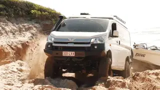 Toyota HiAce camper