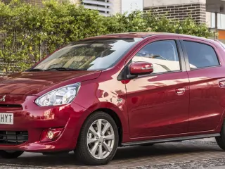 Mitsubishi Space Star delantera