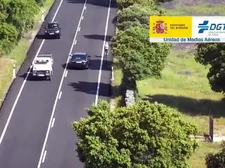 VÍDEO: la DGT aplaude a este conductor, así se adelanta a un ciclista
