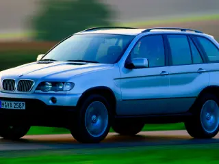 BMW X5 delantera