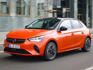 En su exterior, el Corsa-e apenas se diferencia del modelo de combustión