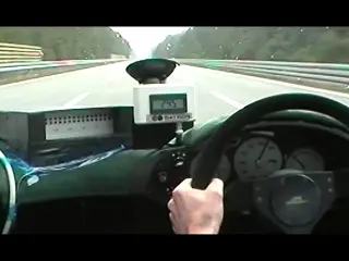 El récord de velocidad del McLaren F1, como nunca antes