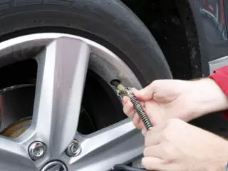 trucos Ahorrar combustible presion neumaticos