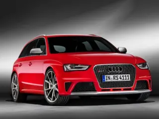 Audi RS 4 delantera