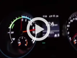 Vídeo: mira y escucha cómo acelera el VW Golf GTE