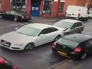 VÍDEO: Inédito, ¿cómo le cuentas esto a la policía?
