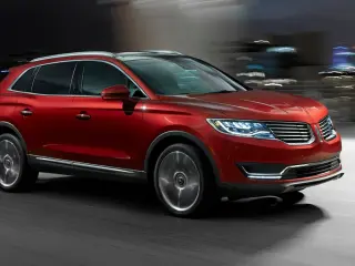 coches-traccion-delantera-mas-potentes-momento-Lincoln-mkx