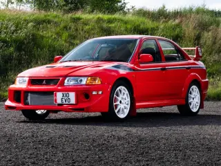 Mitsubishi Lancer Evo VI Tommi Makinen Edition, una de las bases del estilo Ralliart.