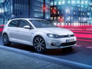 Ventas: los híbridos suben el 50%, los eléctricos el 10%