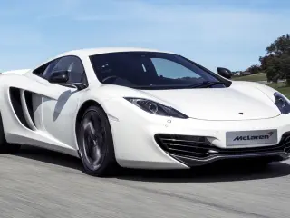 coches-restyling-no-sento-bien-McLaren-mp12