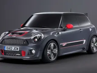 Mini John Cooper Works GP delantera