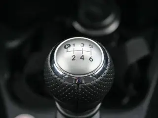 La mejor forma de cuidar el cambio manual