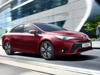 Toyota Avensis 2017, el coche que se adapta al conductor