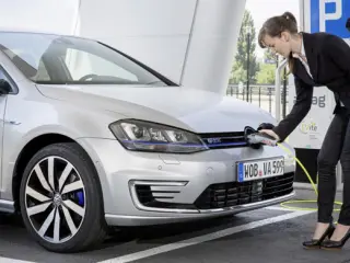 Las ventas de eléctricos subieron casi un 30% en 2015