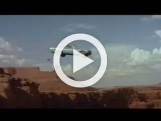 Los 10 saltos de coches más espectaculares del cine