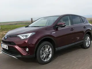 Cuatro ventajas de la tecnología híbrida de Toyota