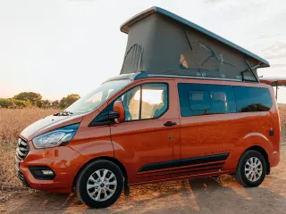 Ejemplo de furgoneta camper, acuerdo de Ford y EHG.