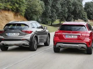 Comparativa Mercedes GLA/Infiniti QX30 trasera